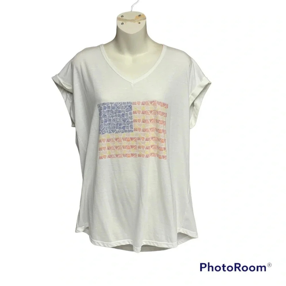 Style & Co XL cream tee with American flag on the front cute pleat in the back